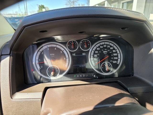 RAM 1500 4WD Crew Cab 140.5" Laramie 2011