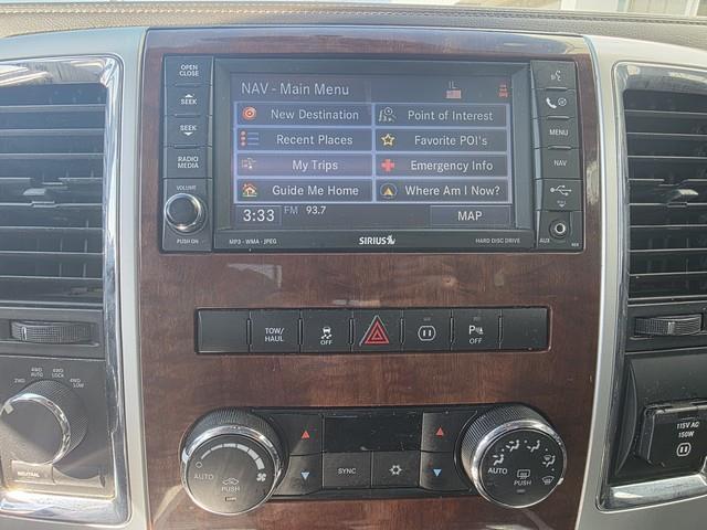 RAM 1500 4WD Crew Cab 140.5" Laramie 2011