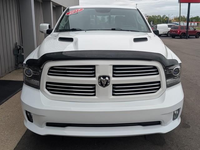 RAM 1500 Sport 4x4 Crew Cab 6'4" Box 2017