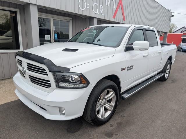 RAM 1500 Sport 4x4 Crew Cab 6'4" Box 2017