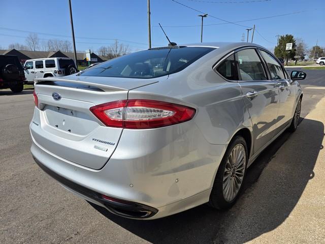 Ford Fusion 4dr Sdn Titanium FWD 2013