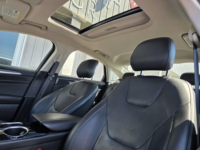 Ford Fusion 4dr Sdn Titanium FWD 2013