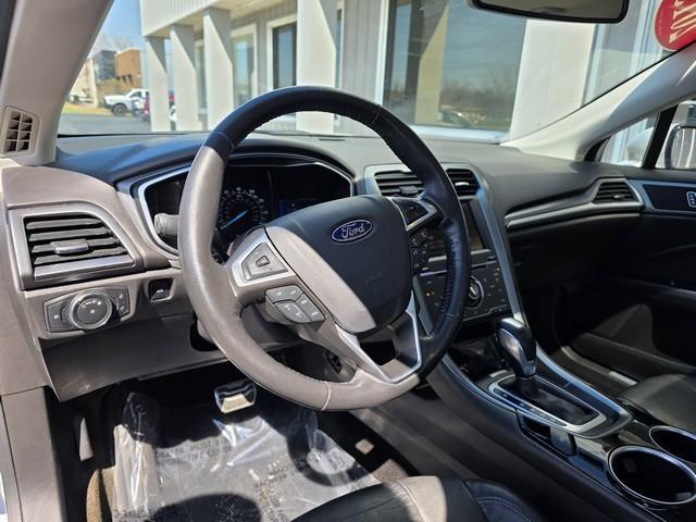 Ford Fusion 4dr Sdn Titanium FWD 2013