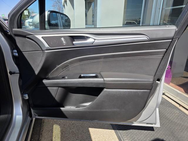 Ford Fusion 4dr Sdn Titanium FWD 2013