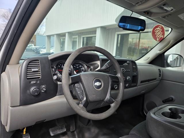 Chevrolet Silverado 2500HD 2WD Ext Cab 143.5" Work Truck 2008