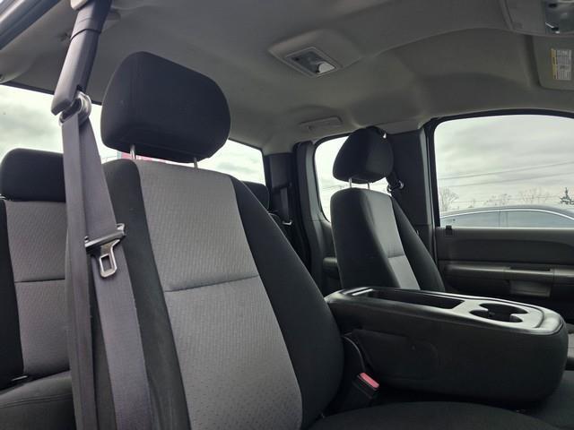 Chevrolet Silverado 2500HD 2WD Ext Cab 143.5" Work Truck 2008