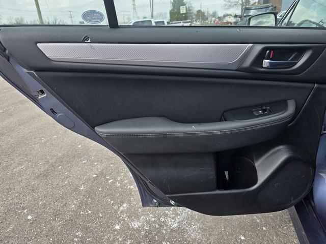 Subaru Legacy 4dr Sdn 2.5i Premium PZEV 2016