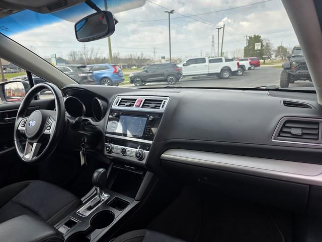 Subaru Legacy 4dr Sdn 2.5i Premium PZEV 2016