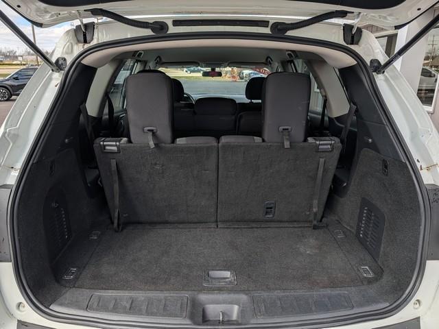 Nissan Pathfinder S 4D SUV FWD 2020