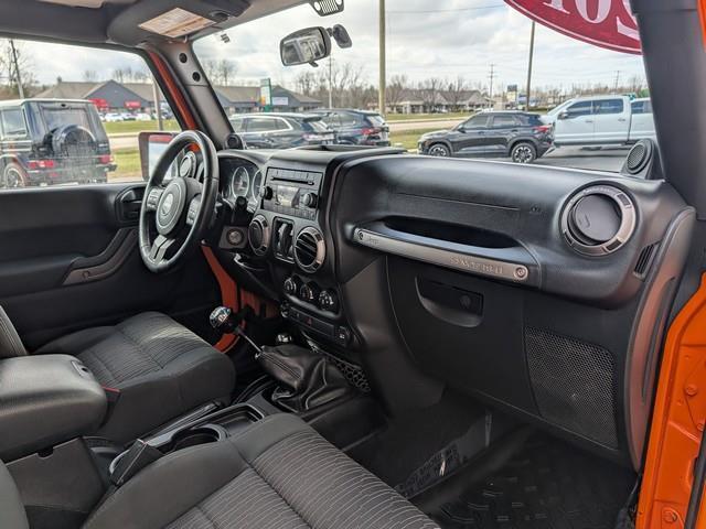 Jeep Wrangler 4WD 2dr Sport 2012