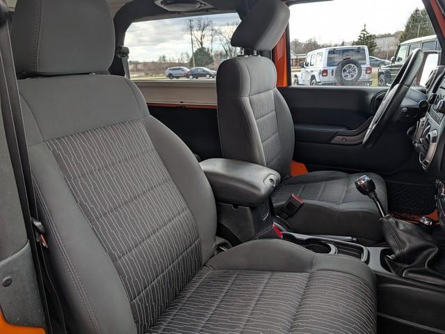 Jeep Wrangler 4WD 2dr Sport 2012