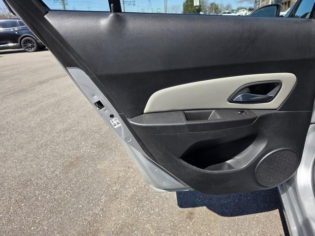 Chevrolet Cruze 4dr Sdn Auto LS 2014