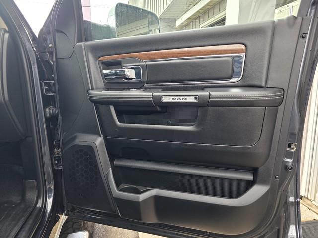 RAM 2500 Laramie 4x4 Crew Cab 6'4" Box 2018