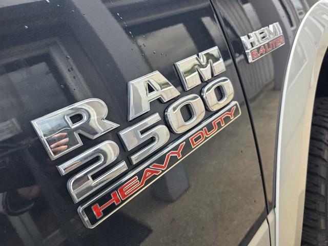 RAM 2500 Laramie 4x4 Crew Cab 6'4" Box 2018