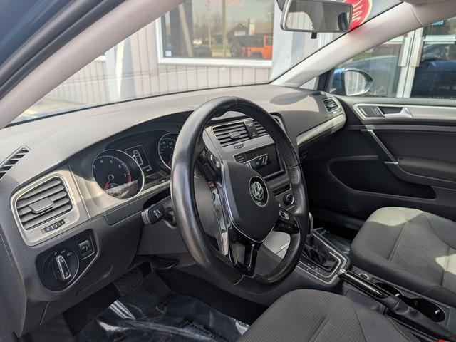 Volkswagen Golf SportWagen 4dr Auto TSI S 2016