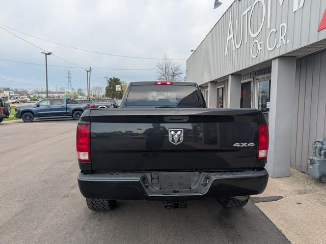 RAM 2500 4WD Crew Cab 169" ST 2011