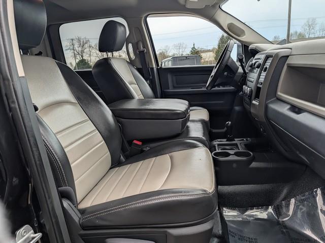 RAM 2500 4WD Crew Cab 169" ST 2011