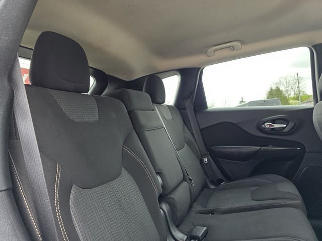 Jeep Cherokee 4WD 4dr Latitude 2016