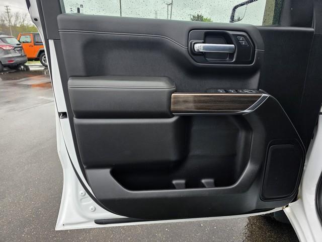 Chevrolet Silverado 1500 4WD Double Cab 147" RST 2020