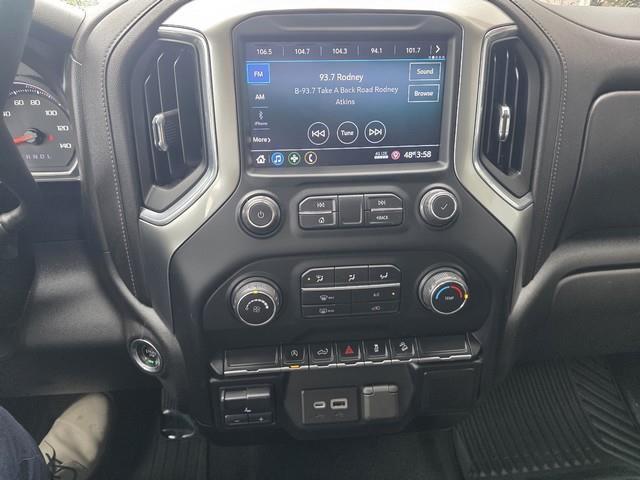 Chevrolet Silverado 1500 4WD Double Cab 147" RST 2020
