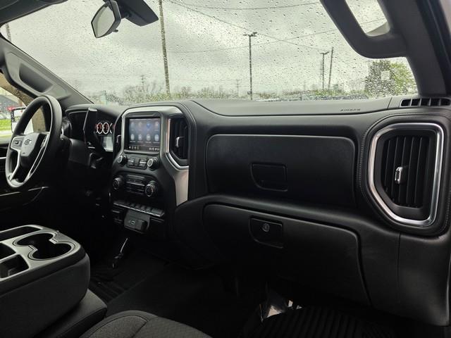 Chevrolet Silverado 1500 4WD Double Cab 147" RST 2020