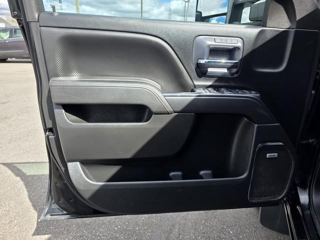 GMC Sierra 1500 4WD Double Cab 143.5" SLT 2015
