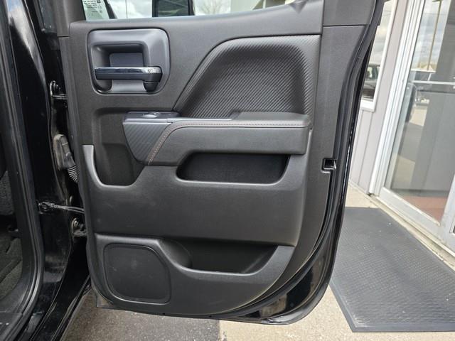 GMC Sierra 1500 4WD Double Cab 143.5" SLT 2015