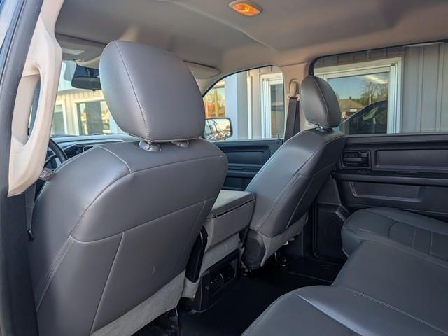 RAM 2500 4WD Crew Cab 149" Tradesman 2016