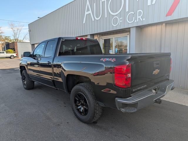 Chevrolet Silverado 1500 4WD Double Cab 143.5" LT w/1LT 2017