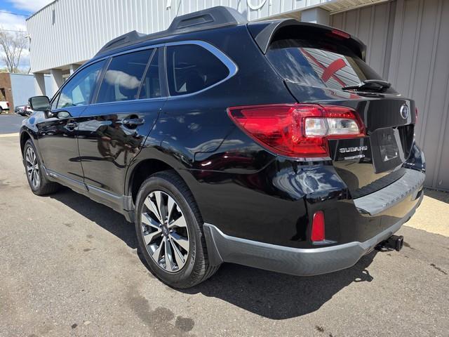 Subaru Outback 4dr Wgn 3.6R Limited 2015