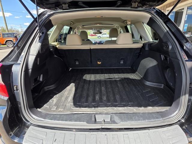 Subaru Outback 4dr Wgn 3.6R Limited 2015