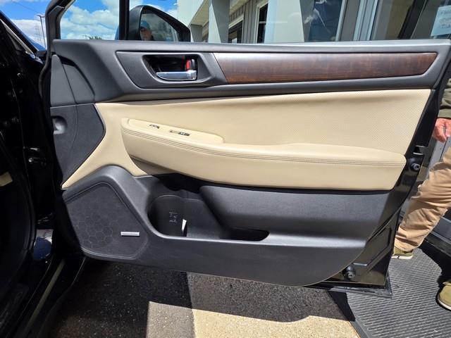 Subaru Outback 4dr Wgn 3.6R Limited 2015