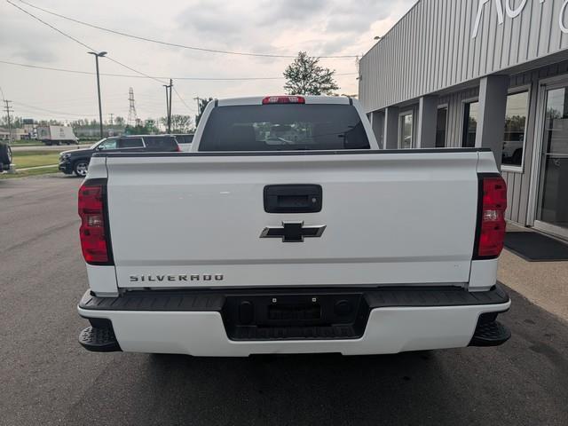 Chevrolet Silverado 1500 4WD Double Cab 143.5" Custom 2018