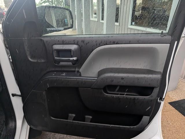 Chevrolet Silverado 1500 4WD Double Cab 143.5" Custom 2018