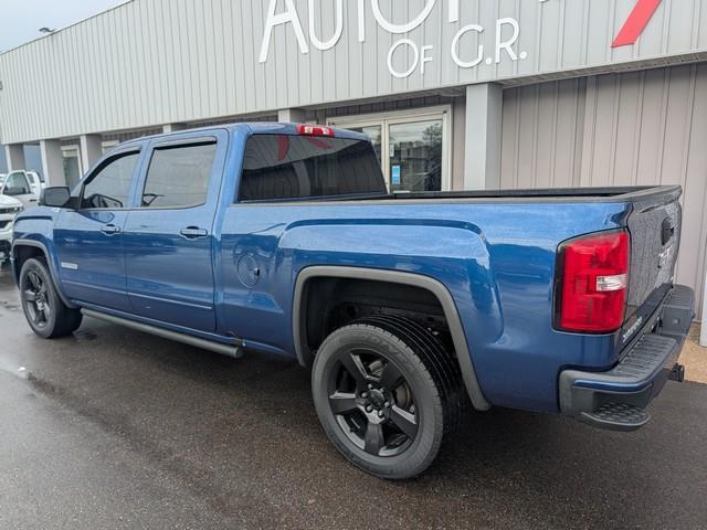 GMC Sierra 1500 4WD Crew Cab 153.0" SLE 2017