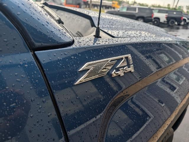 GMC Sierra 1500 4WD Crew Cab 153.0" SLE 2017