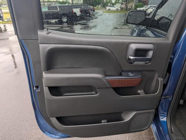 GMC Sierra 1500 4WD Crew Cab 153.0" SLE 2017