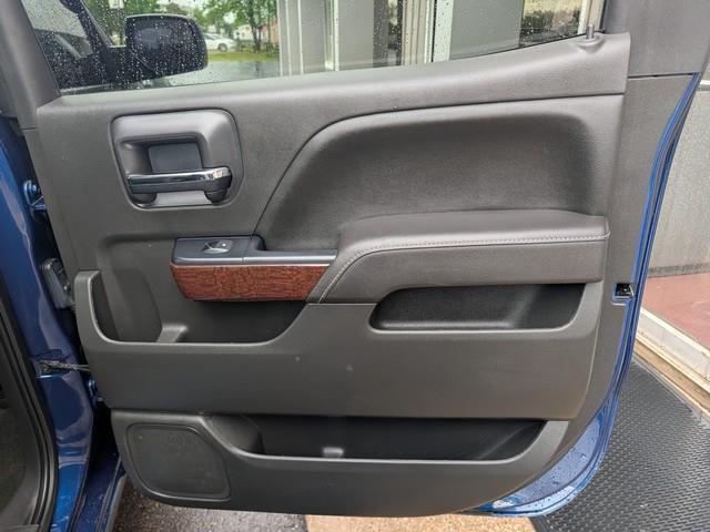 GMC Sierra 1500 4WD Crew Cab 153.0" SLE 2017