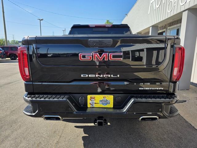 GMC Sierra 1500 Limited 4WD Crew Cab 147" Denali 2022