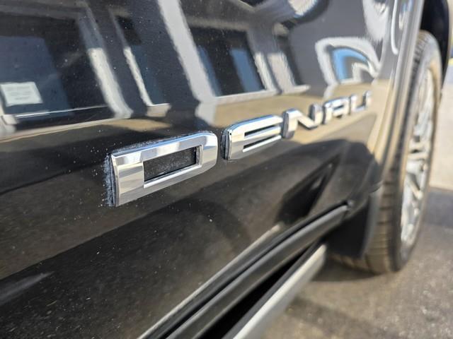 GMC Sierra 1500 Limited 4WD Crew Cab 147" Denali 2022