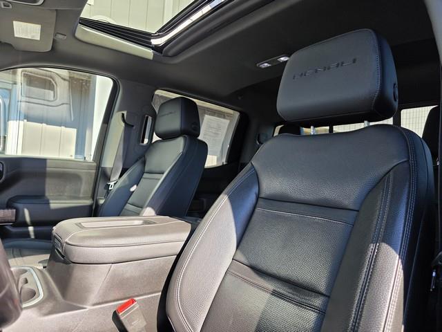 GMC Sierra 1500 Limited 4WD Crew Cab 147" Denali 2022