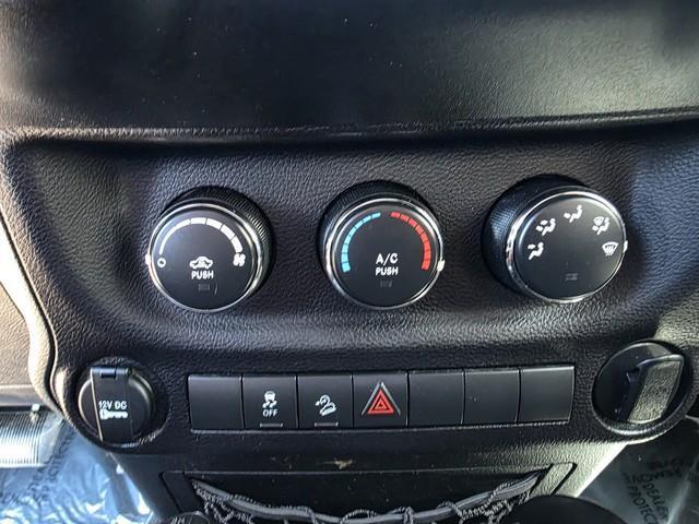 Jeep Wrangler 4WD 2dr Sport 2015