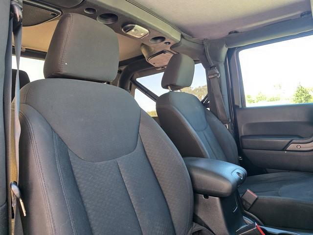 Jeep Wrangler 4WD 2dr Sport 2015