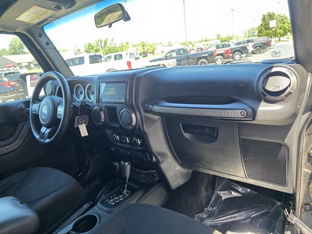 Jeep Wrangler 4WD 2dr Sport 2015