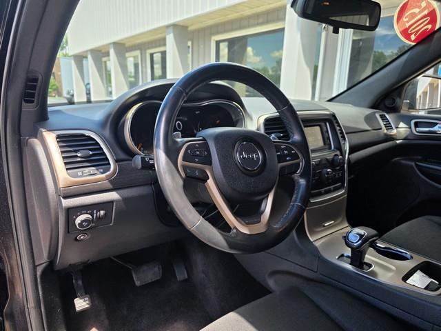 Jeep Grand Cherokee 4WD 4dr Laredo 2015