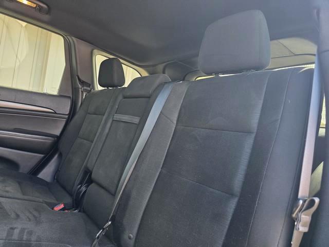 Jeep Grand Cherokee 4WD 4dr Laredo 2015