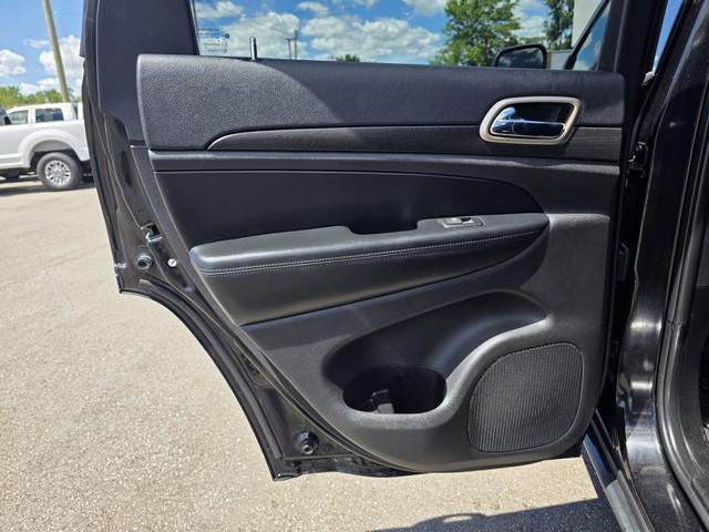 Jeep Grand Cherokee 4WD 4dr Laredo 2015
