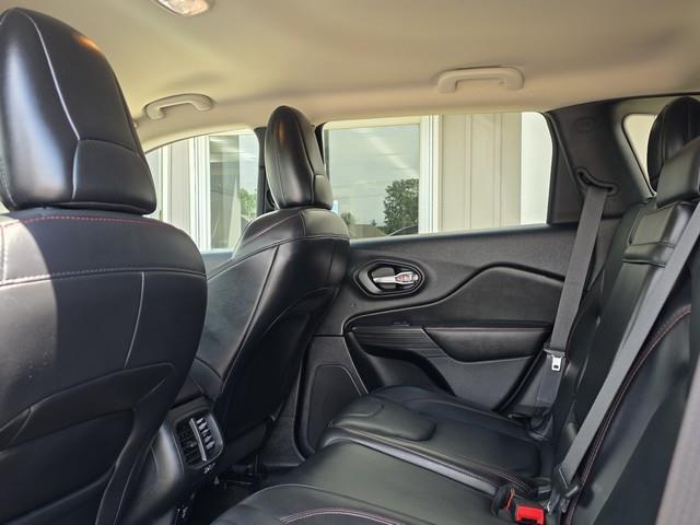 Jeep Cherokee 4WD 4dr Trailhawk 2016