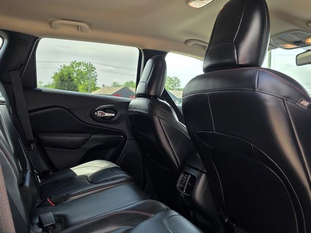 Jeep Cherokee 4WD 4dr Trailhawk 2016