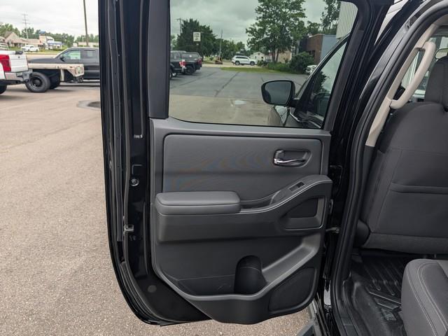 Nissan Frontier Crew Cab 4x4 SV Auto 2022